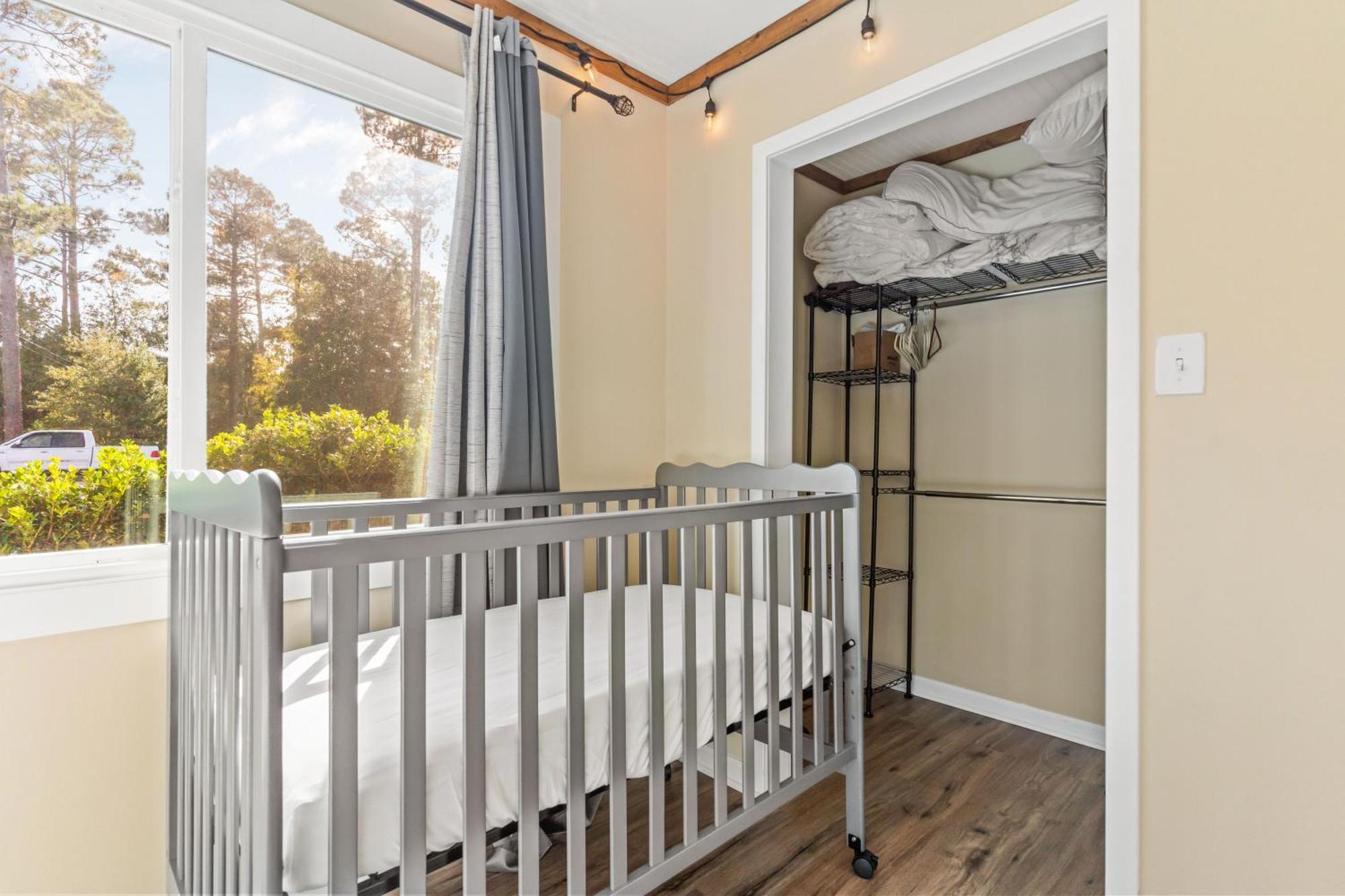 Вилла Chill Retreat, Hot Tub, Large Private Yard Уилмингтон Экстерьер фото